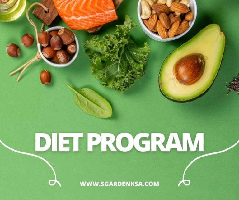 Green and White Simple Minimalist Diet Program Service Promotion Facebook Post